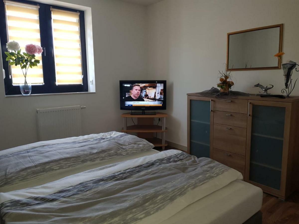 Ferienhaus Ixheim Bitscher Str.70 Zweibrücken Esterno foto