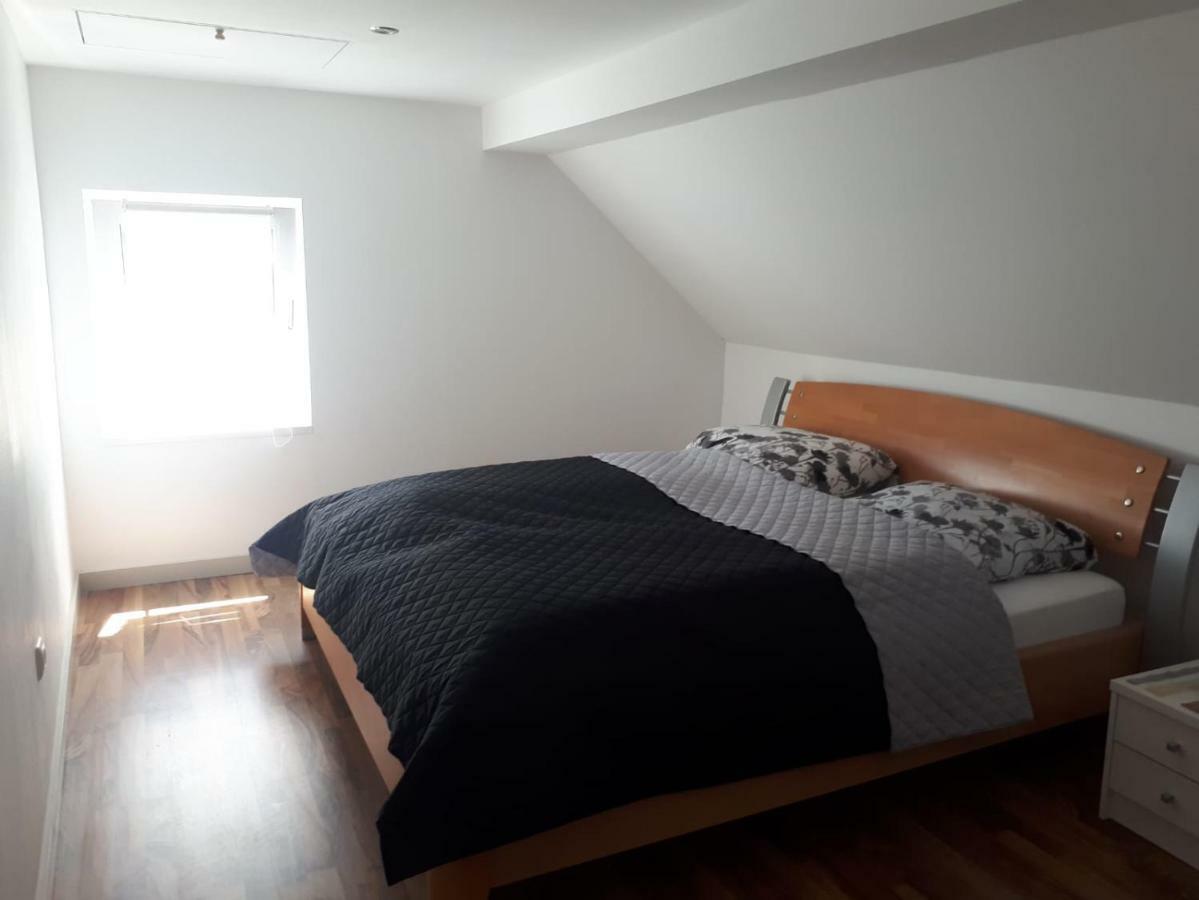 Ferienhaus Ixheim Bitscher Str.70 Zweibrücken Esterno foto